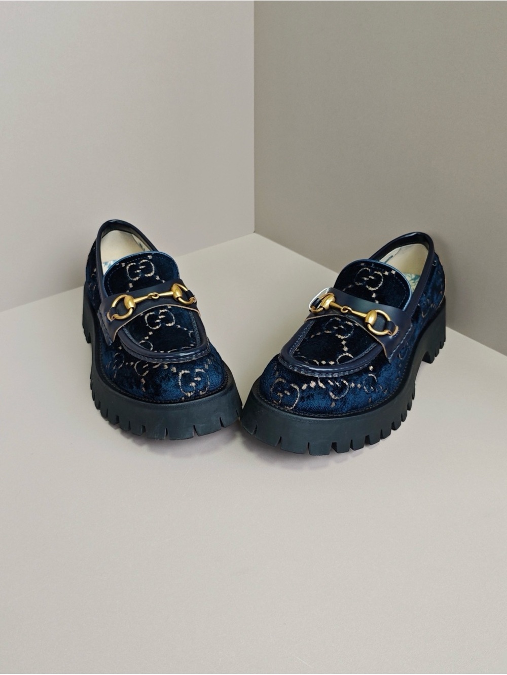 Gucci Navy Velvet Horsebit Lug Sole Loafers - Picture 2 of 6